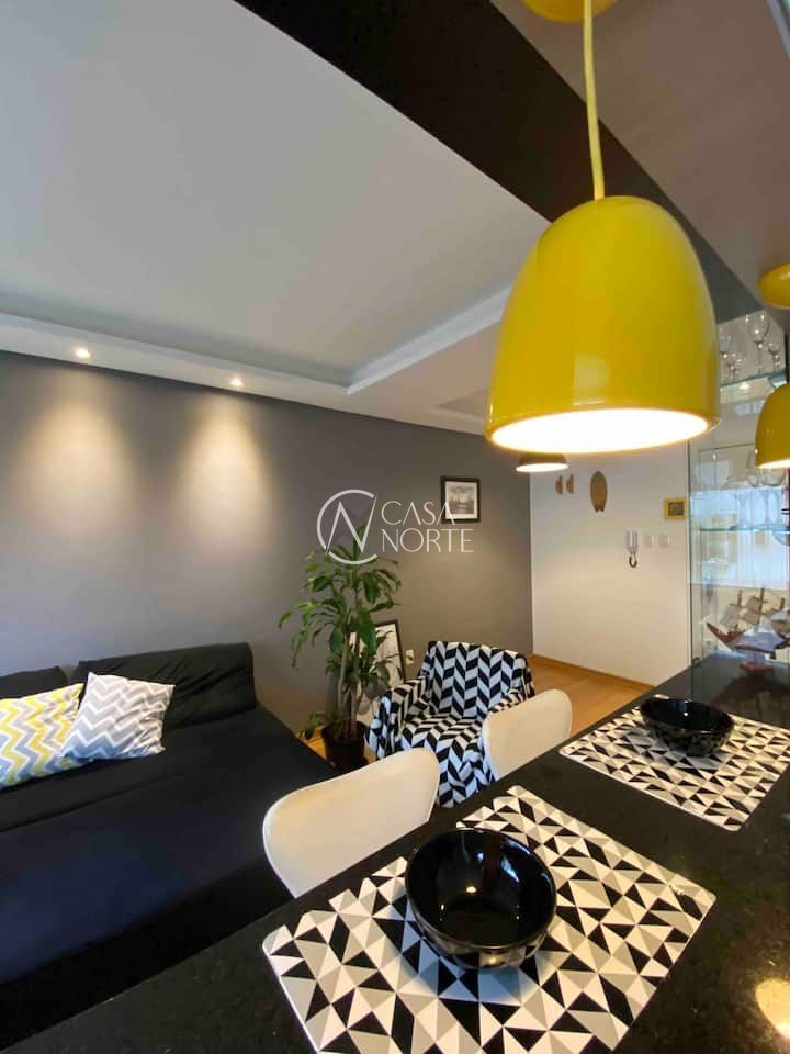 Apartamento à venda com 1 quarto, 49m², Rua Inhanduí no bairro Cristal em Porto Alegre