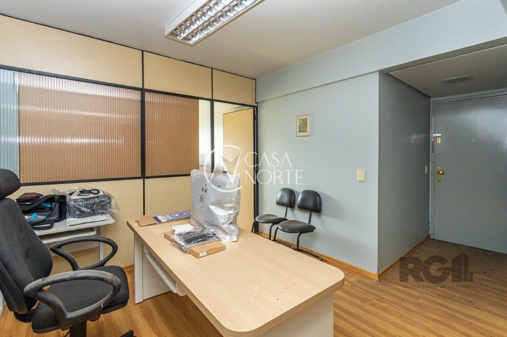 Sala Comercial à venda com 1 quarto, 48m², Avenida Ipiranga no bairro Praia de Belas em Porto Alegre