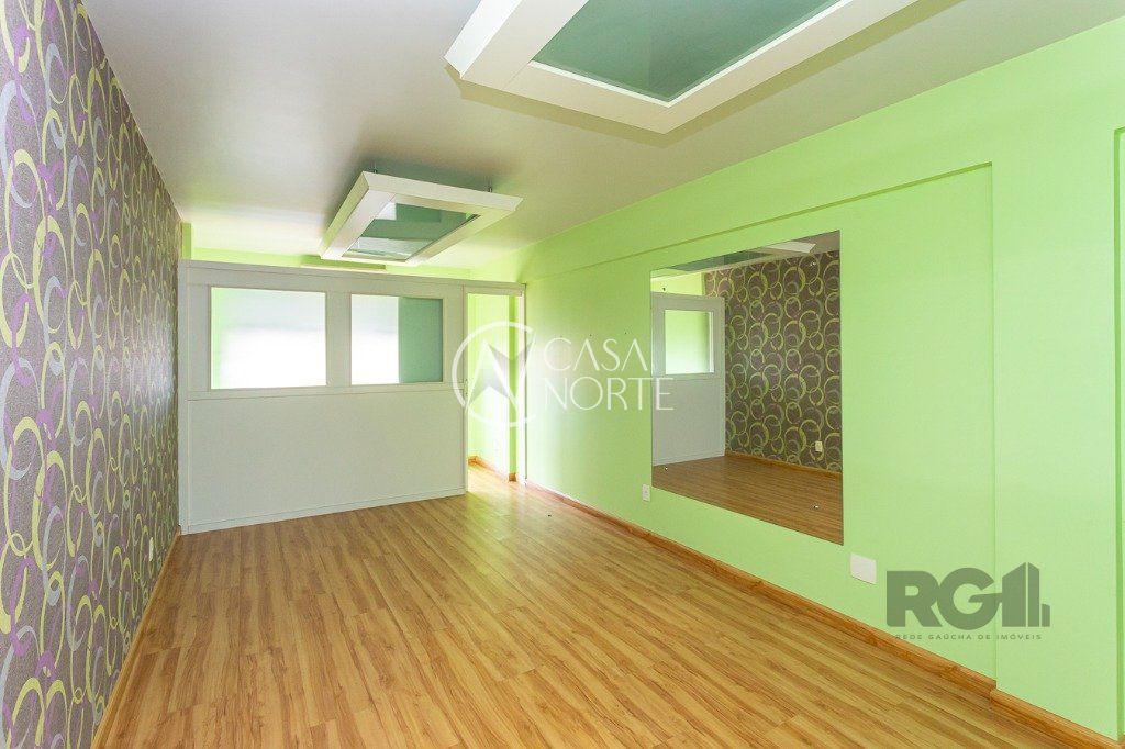 Sala Comercial à venda com 1 quarto, 34m², Avenida Ipiranga no bairro Menino Deus em Porto Alegre