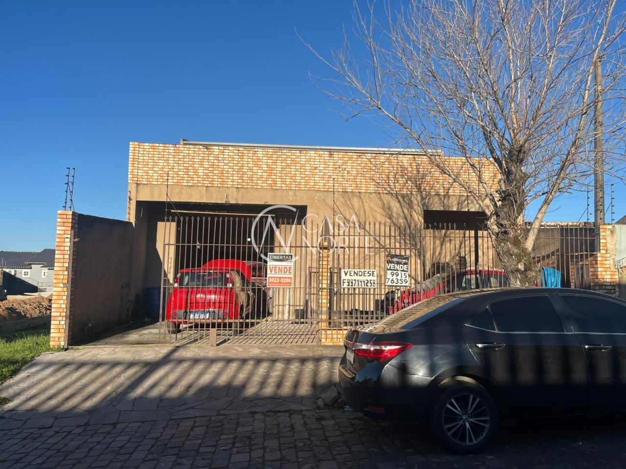 Casa Comercial à venda com 1 quarto, 110m², 11 vagas, Rua Engenheiro José Batista Pereira no bairro Jardim Leopoldina em Porto Alegre