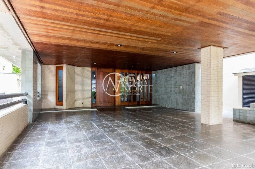 Cobertura à venda com 3 quartos, 248m², 1 suíte, 3 vagas, Avenida Iguassu no bairro Petrópolis em Porto Alegre