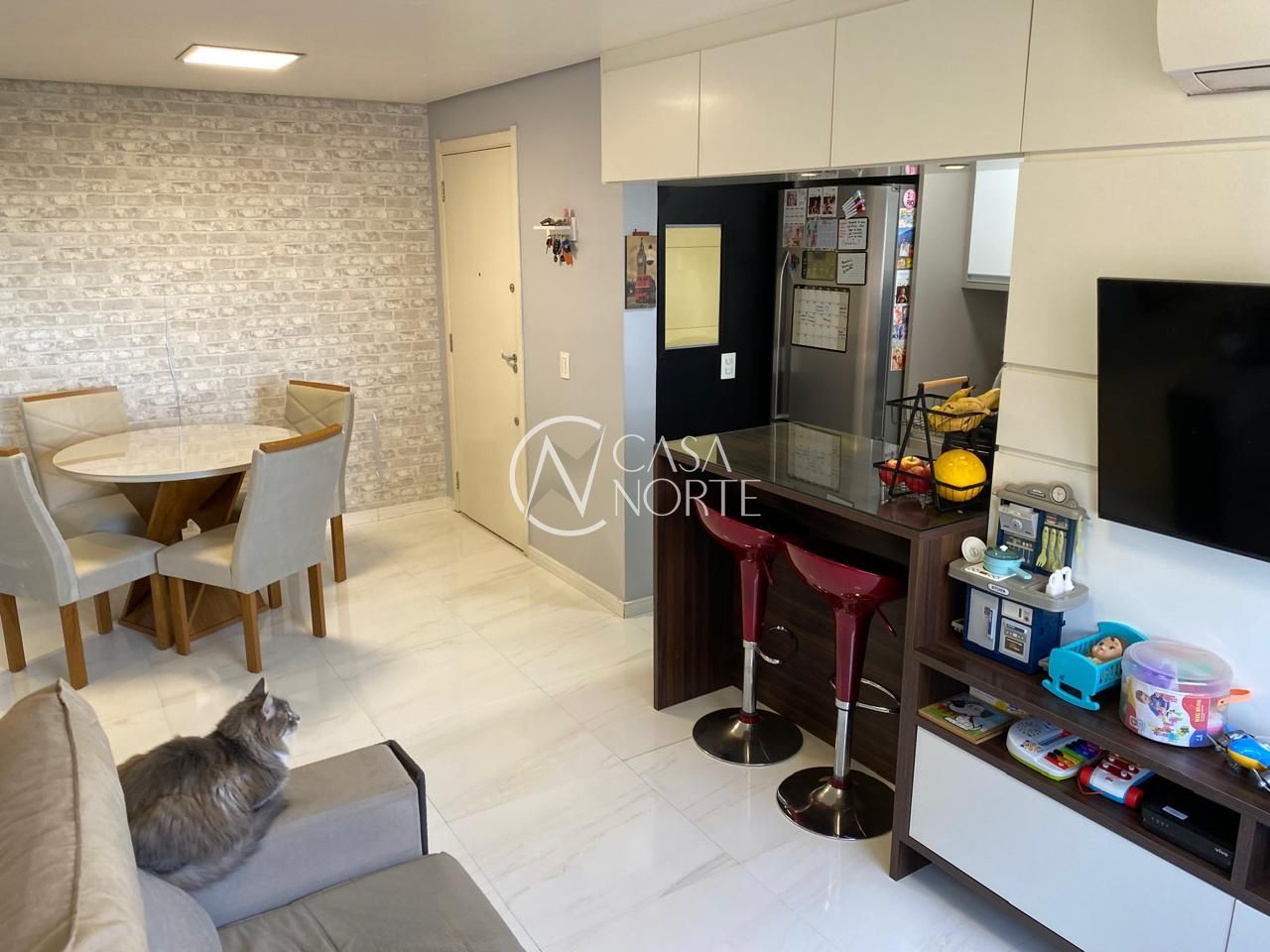 Apartamento à venda com 3 quartos, 61m², 1 suíte, 1 vaga, Avenida da Cavalhada no bairro Cavalhada em Porto Alegre