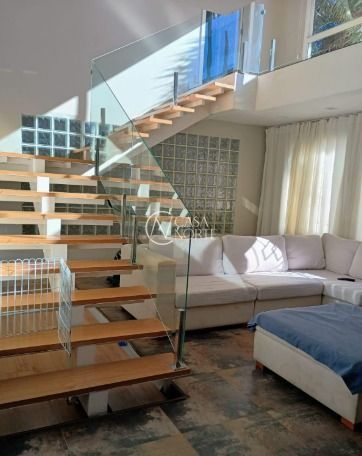 Casa à venda com 2 quartos, 233m², 1 suíte, 2 vagas, Rua Figueredo Mascarenhas no bairro Sarandi em Porto Alegre