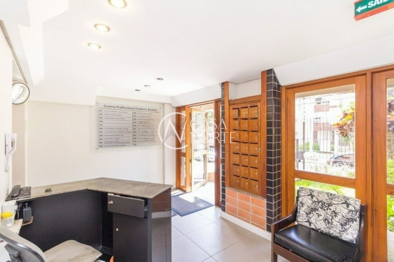 Sala Comercial à venda com 1 quarto, 28m², Avenida Itaqui no bairro Petrópolis em Porto Alegre