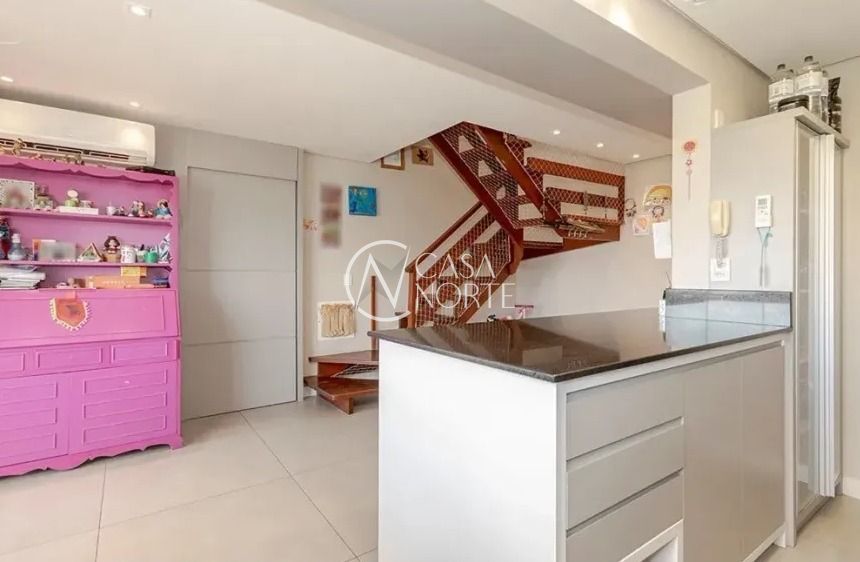 Cobertura à venda com 3 quartos, 180m², 1 suíte, 2 vagas, Rua Doutor Alcides Cruz no bairro Rio Branco em Porto Alegre