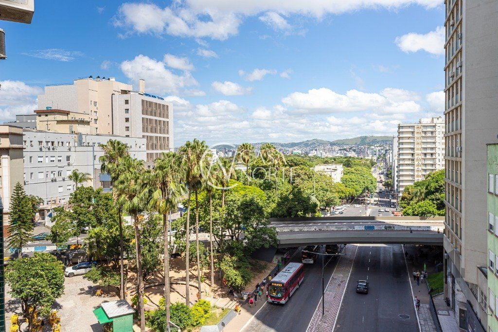 Apartamento à venda com 2 quartos, 58m², Avenida Senador Salgado Filho no bairro Centro Histórico em Porto Alegre