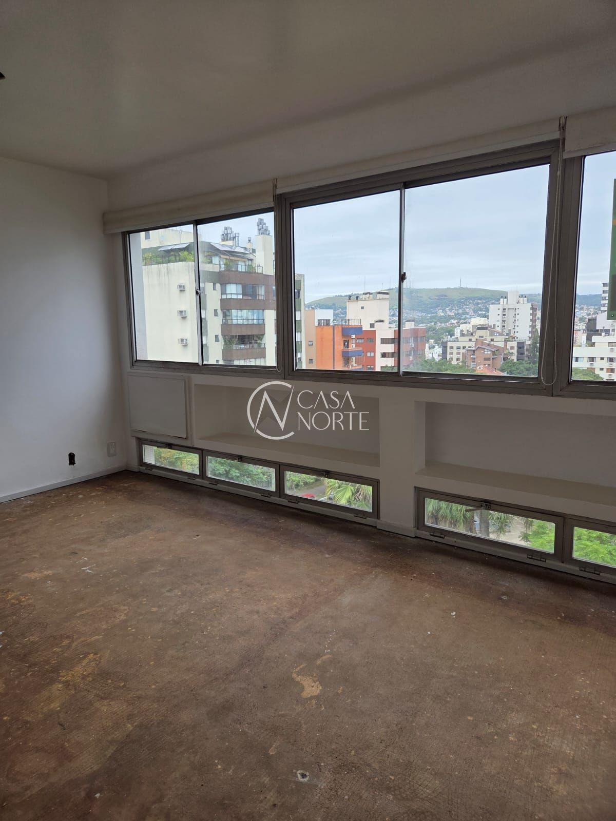 Apartamento à venda com 3 quartos, 140m², 1 suíte, 1 vaga, Rua Riveira no bairro Petrópolis em Porto Alegre