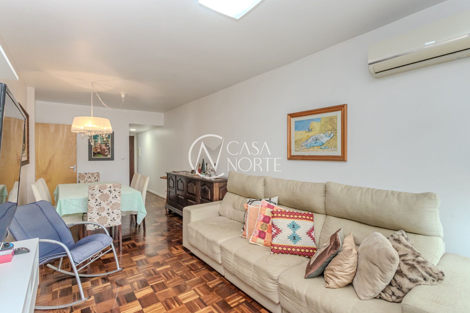 Apartamento à venda com 3 quartos, 106m², 1 suíte, 1 vaga, Rua Dona Eugênia no bairro Petrópolis em Porto Alegre