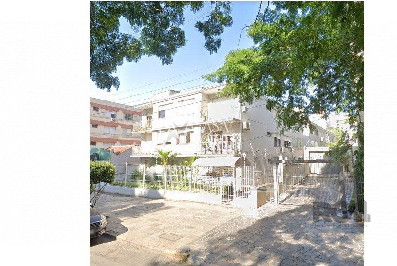 Apartamento à venda com 4 quartos, 120m², 1 suíte, Avenida Coronel Lucas de Oliveira no bairro Petrópolis em Porto Alegre