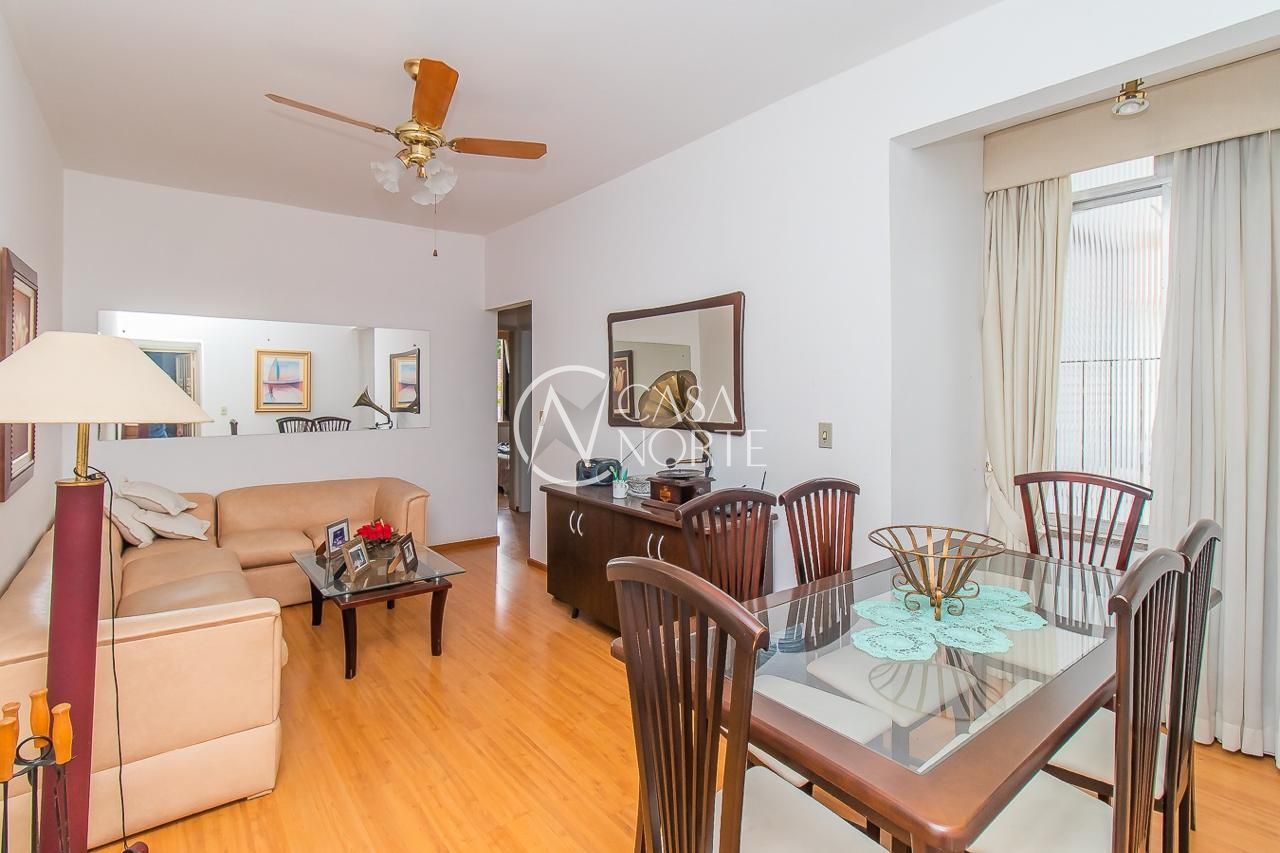 Apartamento à venda com 3 quartos, 75m², Rua Comendador Azevedo no bairro Floresta em Porto Alegre