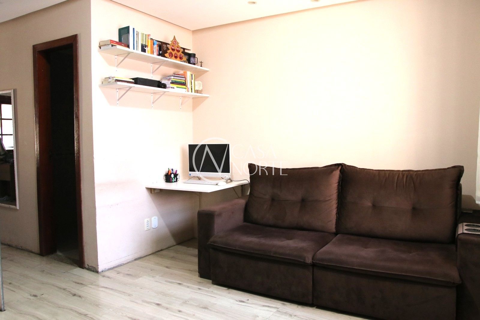 Casa à venda com 2 quartos, 95m², 2 vagas, Rua José Affonso Ely no bairro Hípica em Porto Alegre