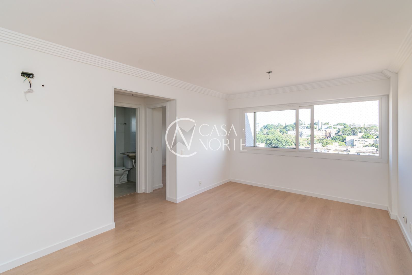 Apartamento à venda com 2 quartos, 58m², 2 vagas, Rua Teixeira de Freitas no bairro Santo Antônio em Porto Alegre