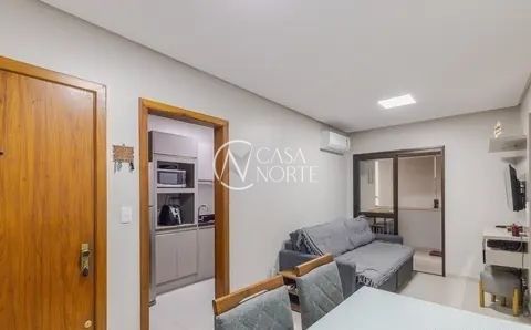 Apartamento à venda com 2 quartos, 59m², 1 vaga, Rua Gaston Englert no bairro Vila Ipiranga em Porto Alegre