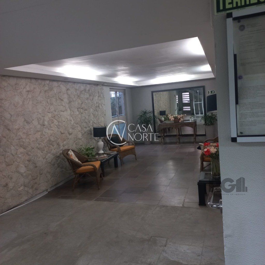 Apartamento à venda com 4 quartos, 120m², 1 suíte, Avenida Coronel Lucas de Oliveira no bairro Petrópolis em Porto Alegre