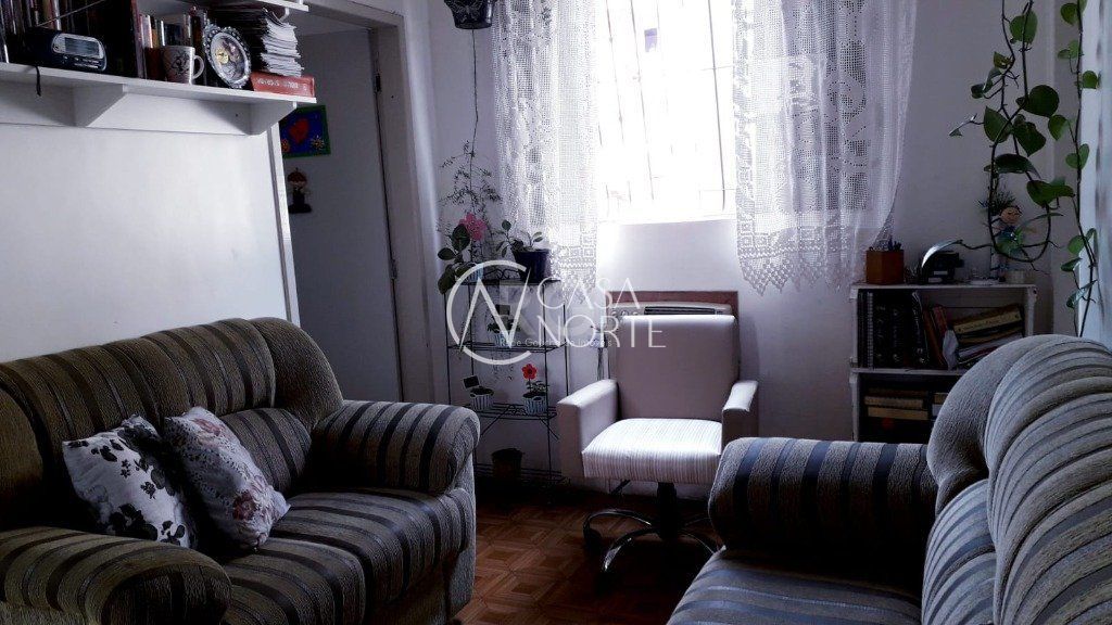 Apartamento à venda com 2 quartos, 52m², Rua Domenico Feoli no bairro Rubem Berta em Porto Alegre