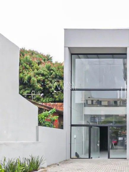 Prédio Comercial à venda , 141m², Avenida João Wallig no bairro Passo da Areia em Porto Alegre