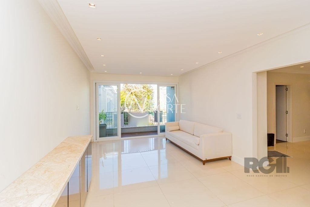 Apartamento à venda com 3 quartos, 153m², 1 suíte, 1 vaga, Rua Riachuelo no bairro Centro Histórico em Porto Alegre