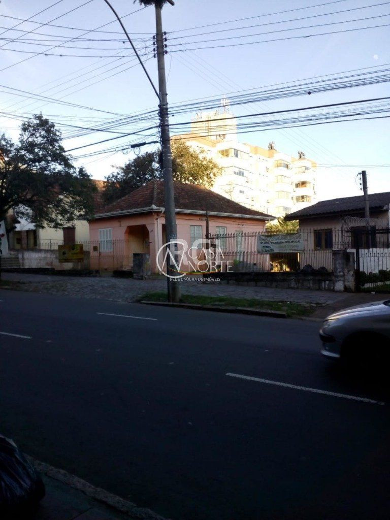 Terreno à venda  com 1544m², Rua Silveiro no bairro Menino Deus em Porto Alegre