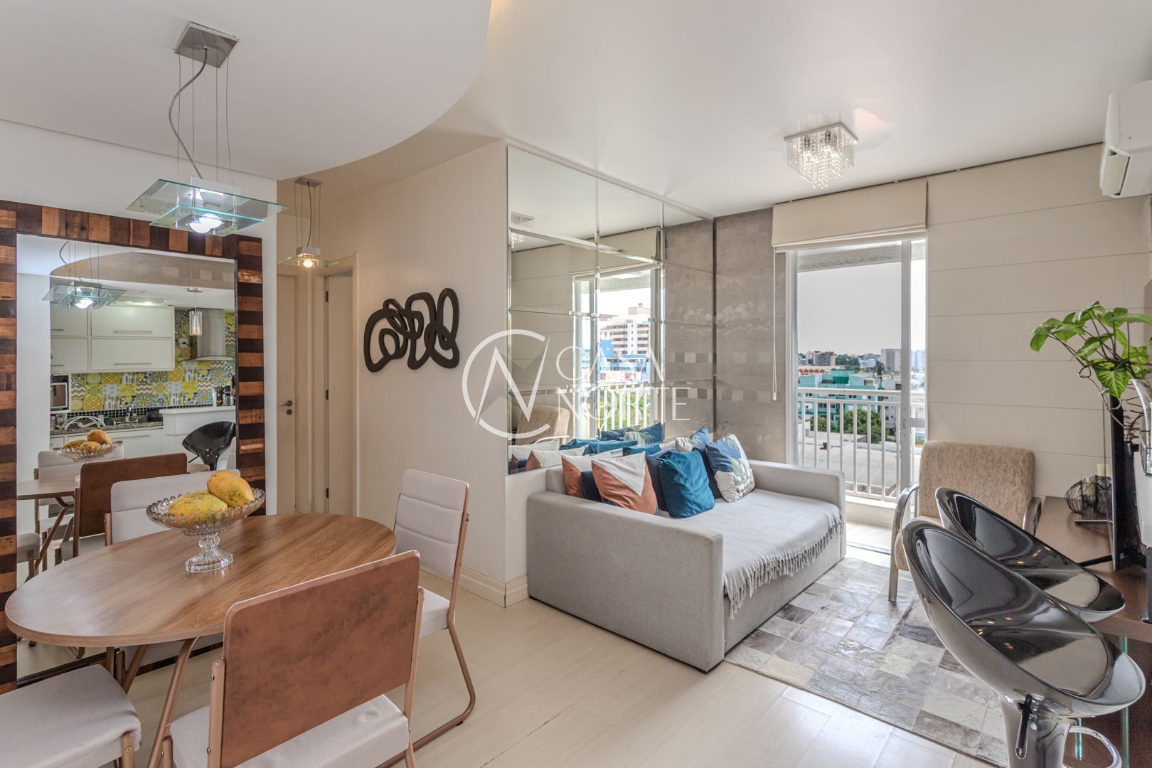 Apartamento à venda com 2 quartos, 59m², 1 suíte, 1 vaga, Rua Limoeiro no bairro Cristo Redentor em Porto Alegre