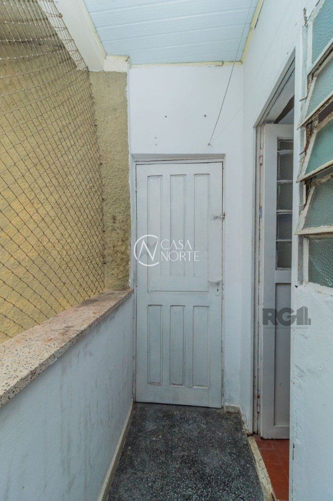 Apartamento à venda com 1 quarto, 49m², Rua São Carlos no bairro Floresta em Porto Alegre