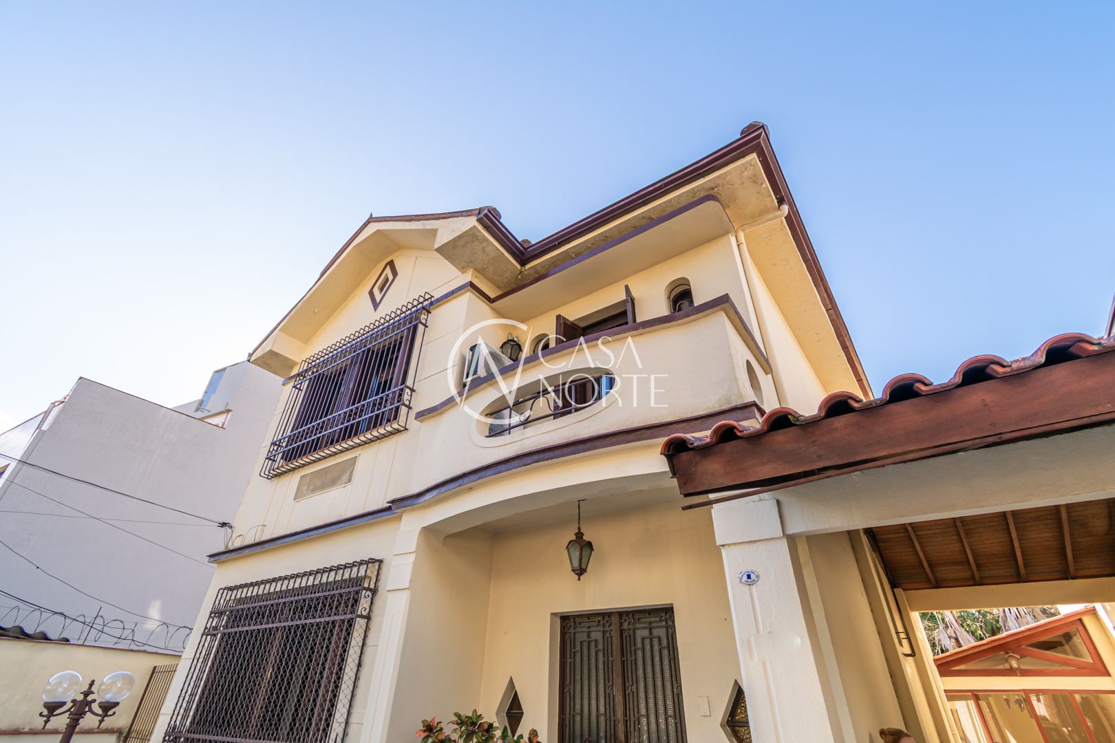 Casa à venda com 3 quartos, 160m², 1 suíte, 2 vagas, Rua Germano Hasslocher no bairro Azenha em Porto Alegre