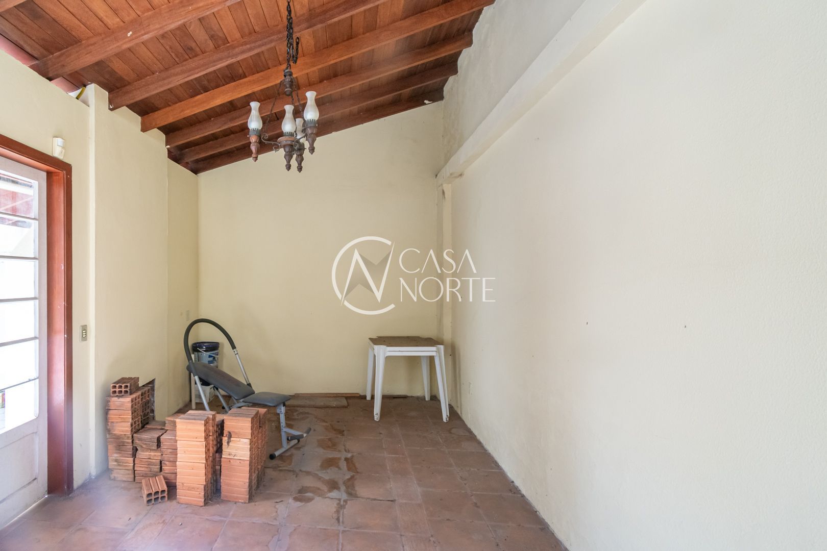 Casa à venda com 3 quartos, 160m², 1 suíte, 2 vagas, Rua Germano Hasslocher no bairro Azenha em Porto Alegre