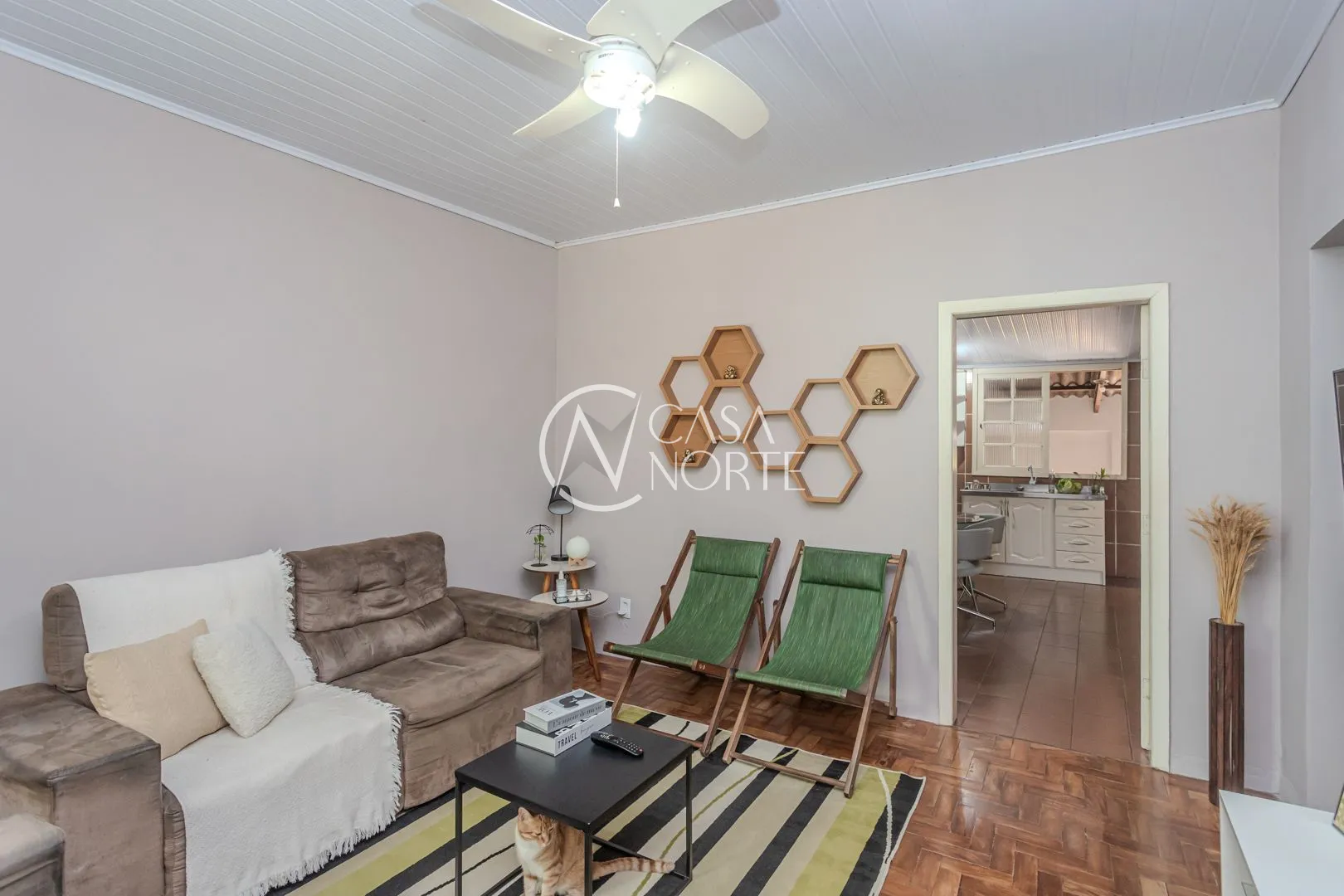 Casa à venda com 3 quartos, 174m², 1 vaga, Travessa Vileta no bairro Jardim Botânico em Porto Alegre