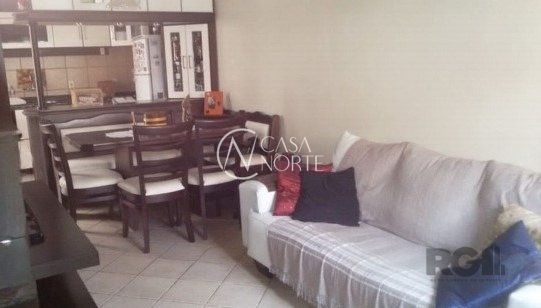 Casa de Condomínio à venda com 3 quartos, 95m², 1 vaga, Rua Humberto de Campos no bairro Partenon em Porto Alegre