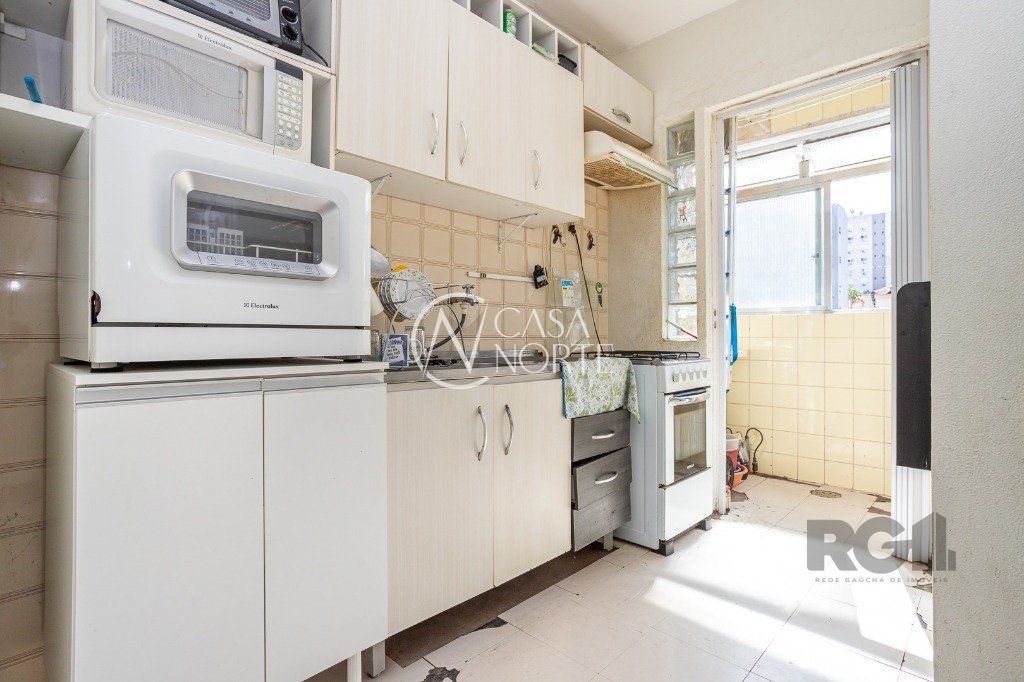 Apartamento à venda com 2 quartos, 64m², 1 vaga, Avenida Otto Niemeyer no bairro Tristeza em Porto Alegre