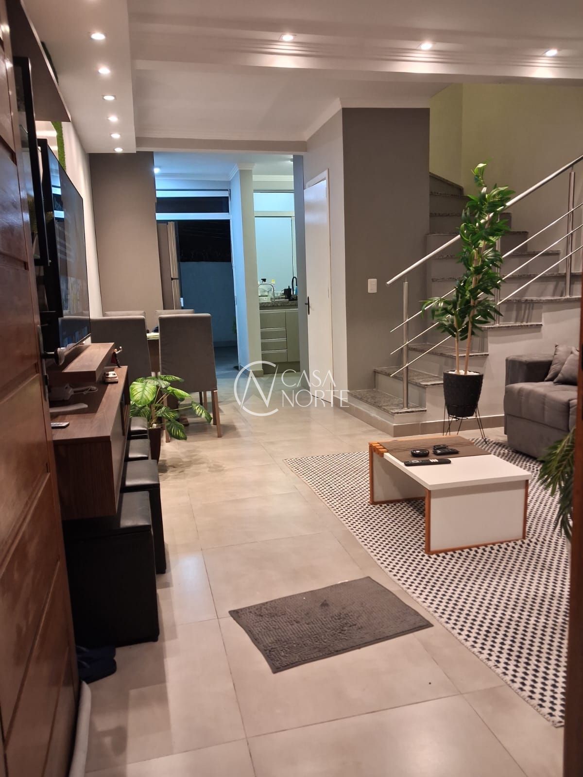 Casa de Condomínio à venda com 2 quartos, 64m², 2 suítes, 1 vaga, Rua Coronel Frederico Carlos Gomes no bairro Vila Nova em Porto Alegre