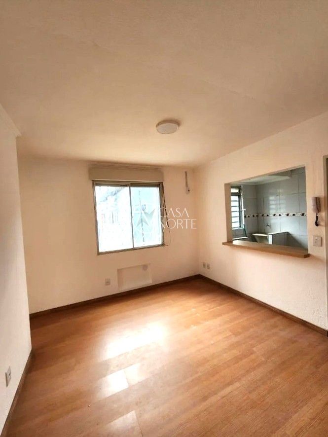 Apartamento à venda com 2 quartos, 52m², 1 vaga, Avenida Professor Oscar Pereira no bairro Santo Antônio em Porto Alegre