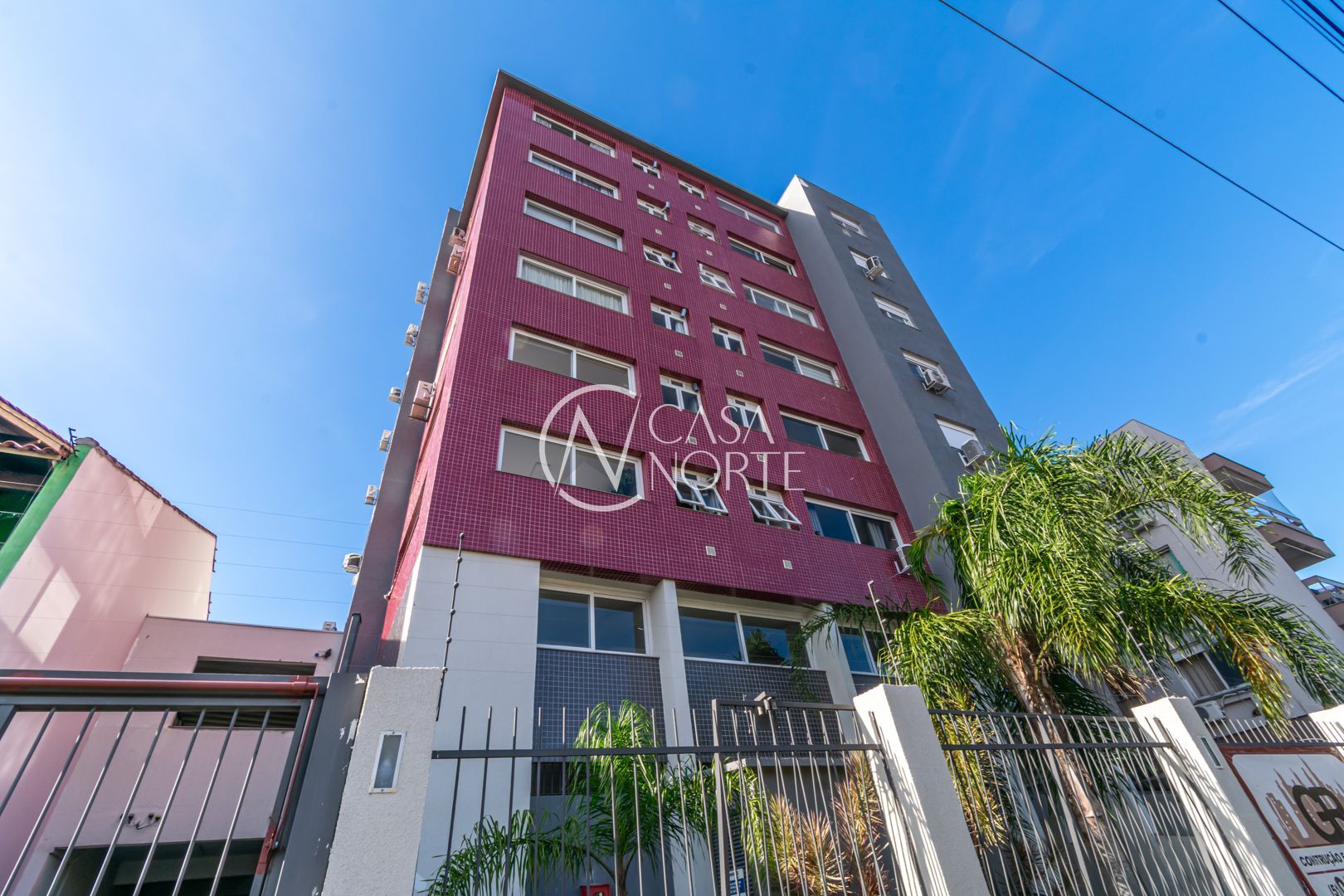 Apartamento à venda com 2 quartos, 58m², 2 vagas, Rua Teixeira de Freitas no bairro Santo Antônio em Porto Alegre