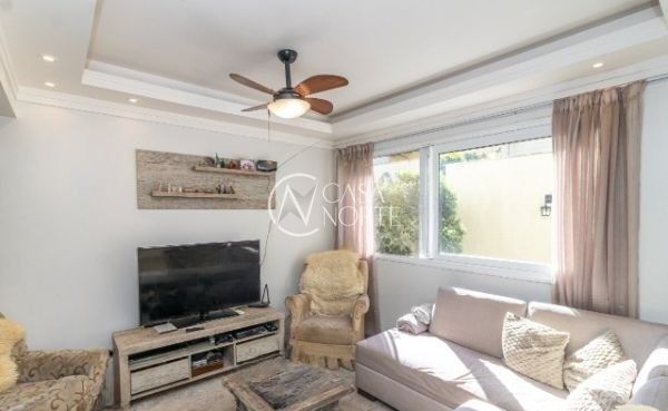 Casa de Condomínio à venda com 4 quartos, 179m², 1 suíte, 2 vagas, Avenida Engenheiro Ludolfo Boehl no bairro Teresópolis em Porto Alegre