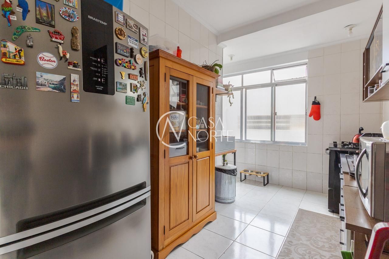 Apartamento à venda com 3 quartos, 76m², Rua Mariante no bairro Rio Branco em Porto Alegre