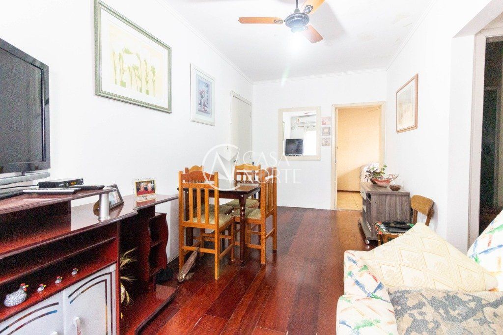 Apartamento à venda com 2 quartos, 42m², 2 vagas, Avenida Sergipe no bairro Glória em Porto Alegre