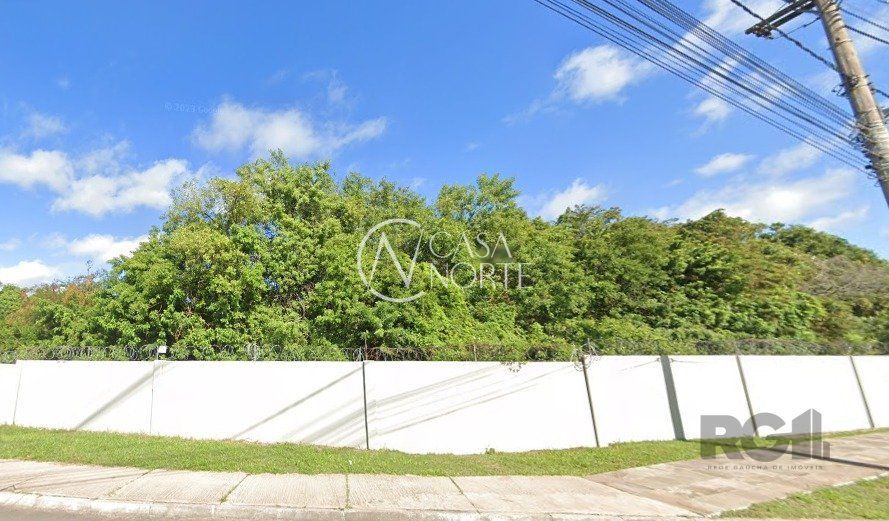 Terreno à venda  com 60000m², Avenida Severo Dullius no bairro Anchieta em Porto Alegre