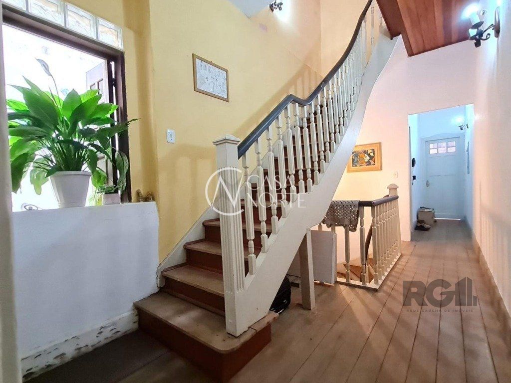 Casa à venda com 4 quartos, 180m², Rua Demétrio Ribeiro no bairro Centro Histórico em Porto Alegre