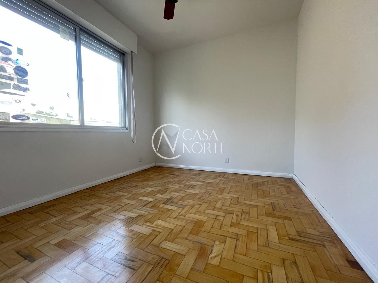 Apartamento à venda com 4 quartos, 77m², Rua Riveira no bairro Petrópolis em Porto Alegre