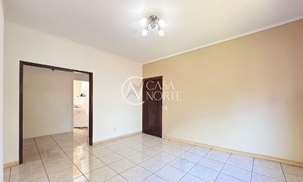 Apartamento à venda com 3 quartos, 81m², 1 vaga, Rua Coronel Massot no bairro Cristal em Porto Alegre