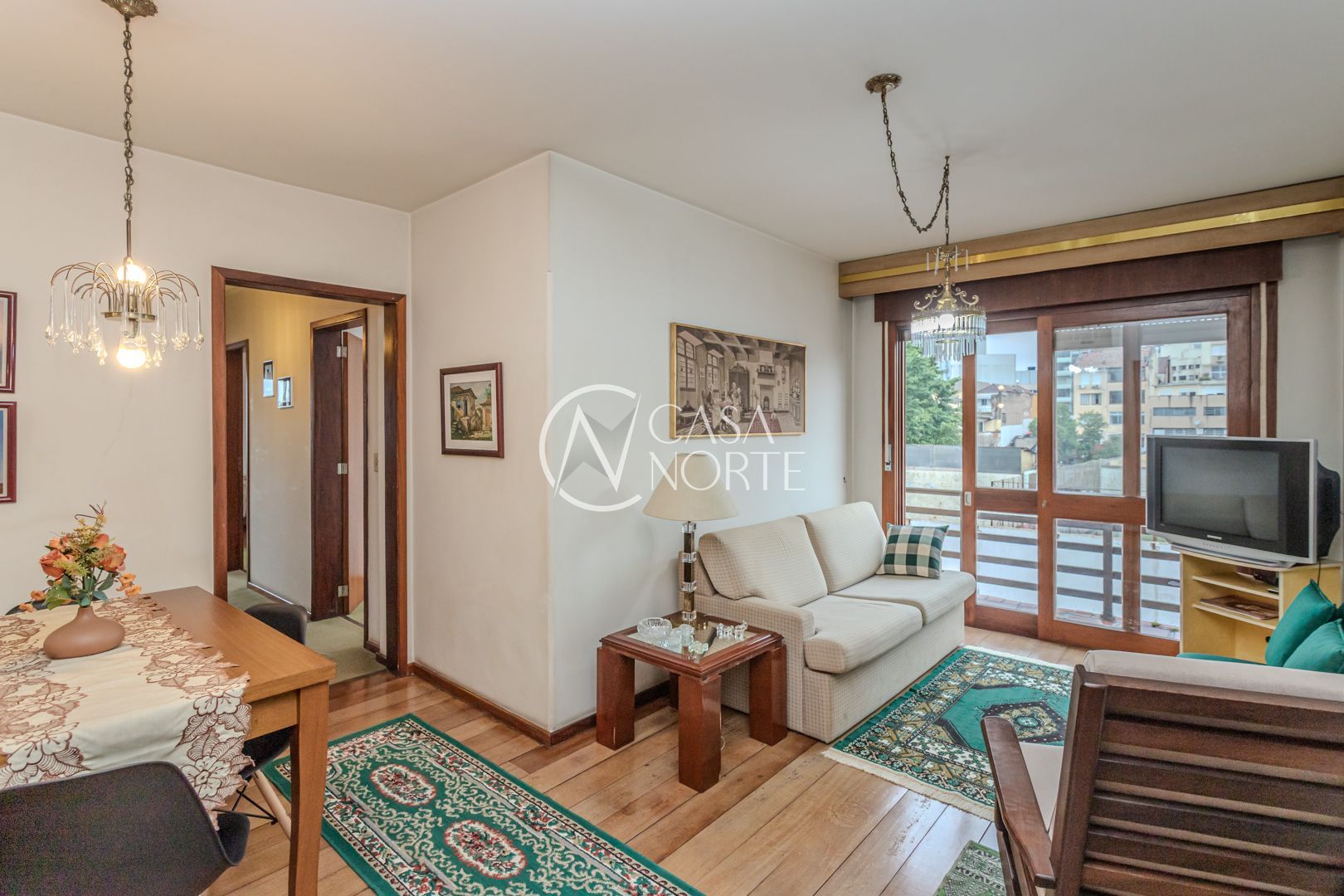 Apartamento à venda com 3 quartos, 90m², 1 vaga, Rua Câncio Gomes no bairro Floresta em Porto Alegre