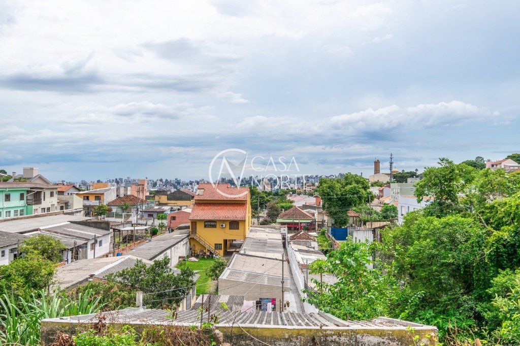 Prédio Comercial à venda , 403m², 12 vagas, Rua Caldre e Fião no bairro Santo Antônio em Porto Alegre