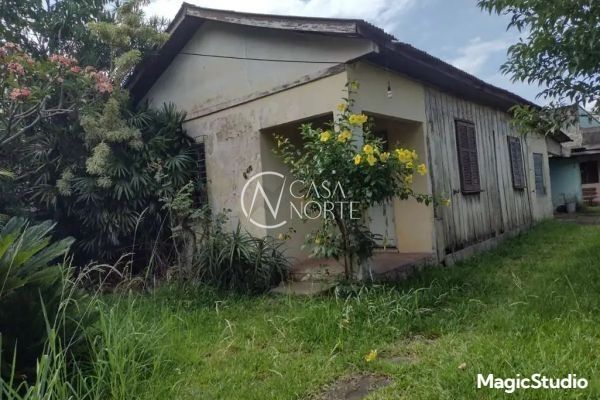 Terreno à venda  com 308m², Rua Papa Pio XII no bairro Passo das Pedras em Porto Alegre