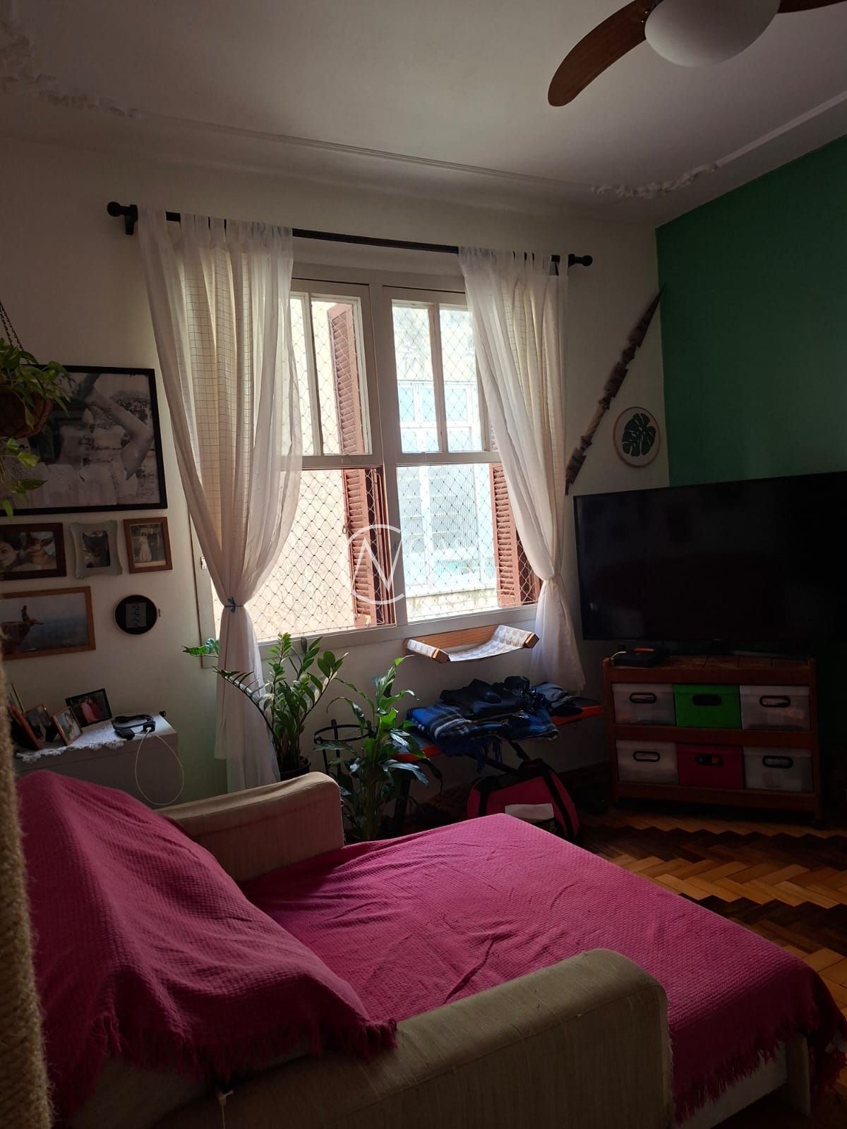 Apartamento à venda com 1 quarto, 43m², Rua Vicente Lopes dos Santos no bairro Menino Deus em Porto Alegre