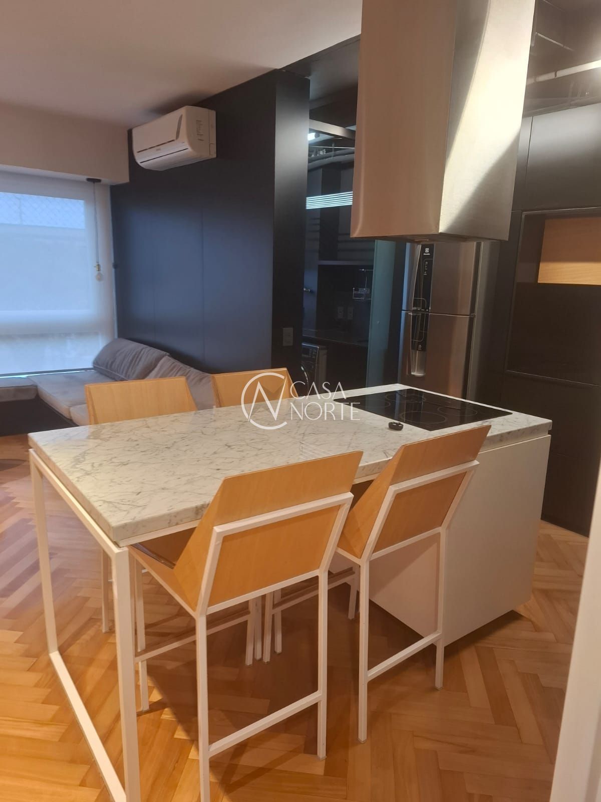 Apartamento à venda com 2 quartos, 68m², 1 suíte, 1 vaga, Avenida Princesa Isabel no bairro Santana em Porto Alegre