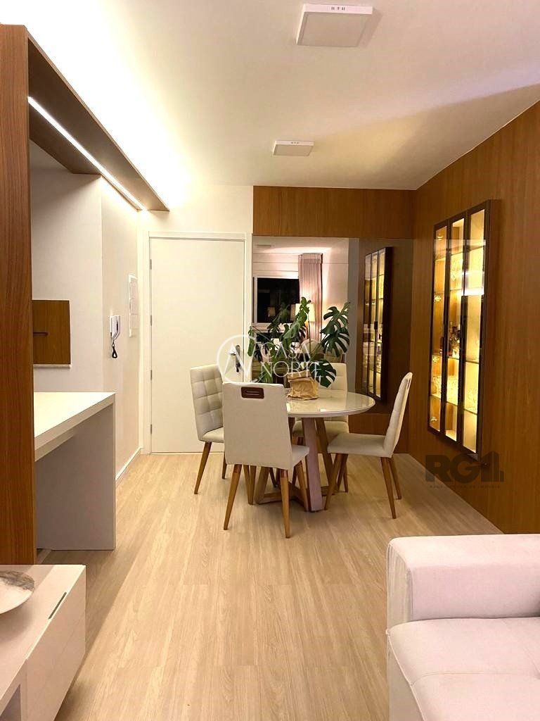 Apartamento à venda com 2 quartos, 64m², 1 suíte, 1 vaga, Travessa Jaguarão no bairro São João em Porto Alegre