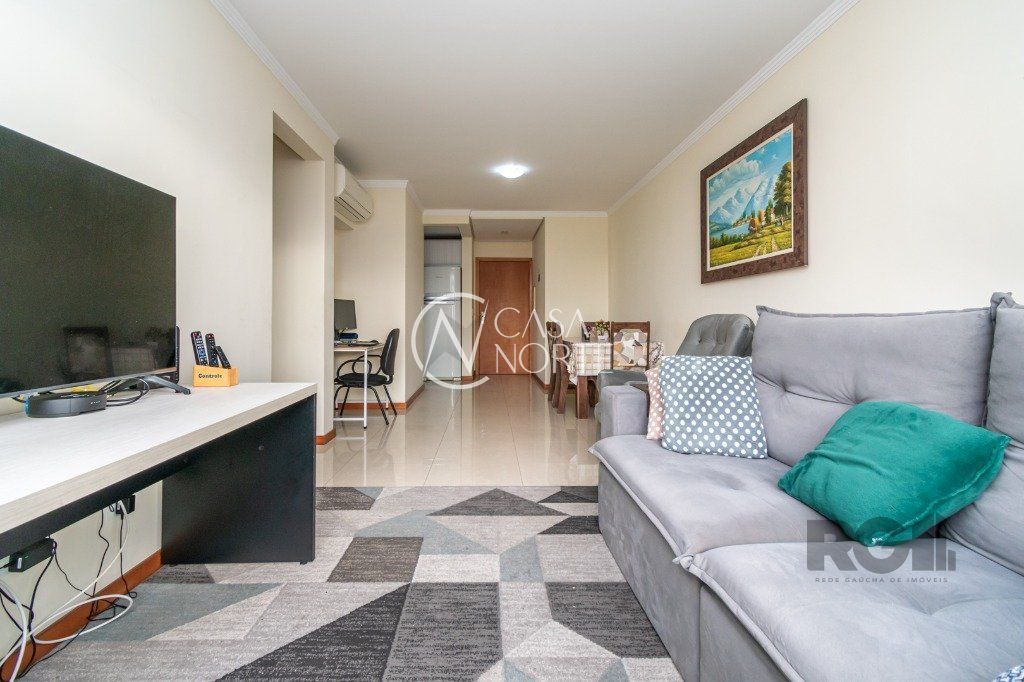 Apartamento à venda com 2 quartos, 72m², 1 suíte, 2 vagas, Rua Itapeva no bairro Passo da Areia em Porto Alegre