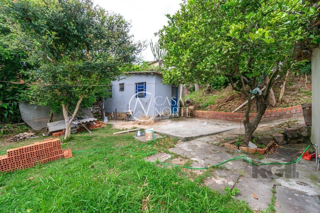 Prédio Comercial à venda , 403m², 12 vagas, Rua Caldre e Fião no bairro Santo Antônio em Porto Alegre