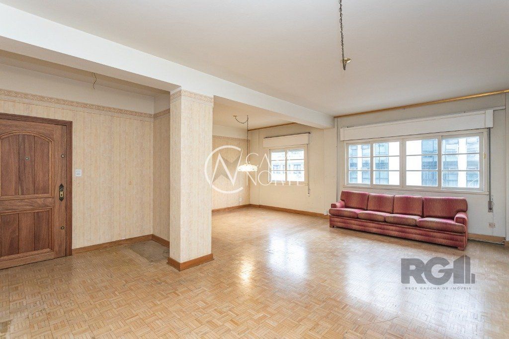 Apartamento à venda com 3 quartos, 147m², 1 vaga, Avenida Cristóvão Colombo no bairro Floresta em Porto Alegre
