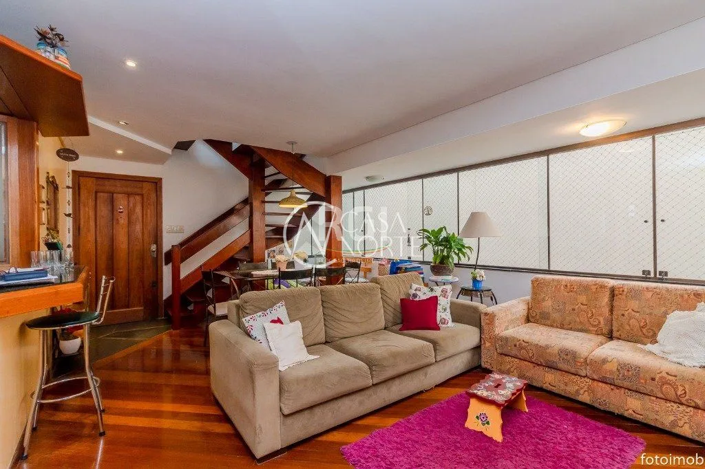Cobertura à venda com 3 quartos, 248m², 1 suíte, 3 vagas, Avenida Iguassu no bairro Petrópolis em Porto Alegre