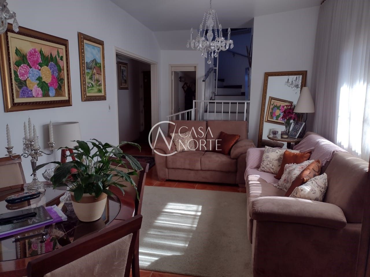 Casa à venda com 4 quartos, 240m², 1 suíte, 2 vagas, Rua Batista Xavier no bairro Partenon em Porto Alegre